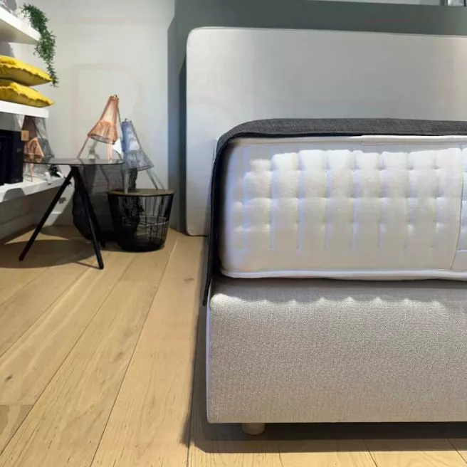 Destockage boxspring avec tete de lit Round